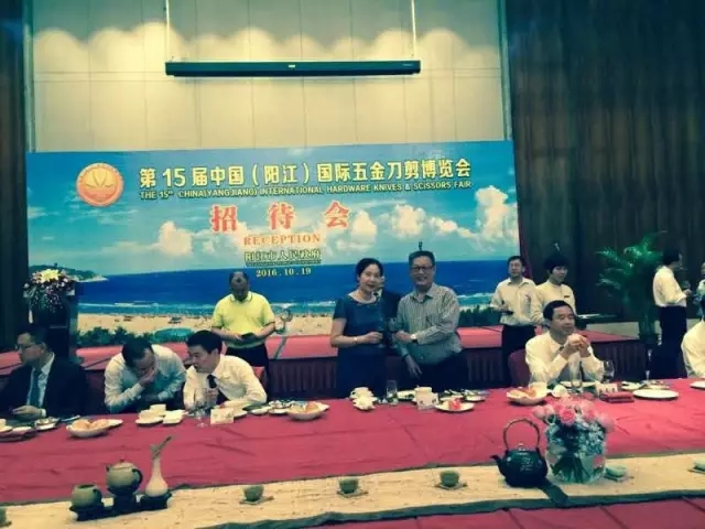 燃?xì)饪緺t,旋轉(zhuǎn)爐,熱風(fēng)循環(huán)爐,冷凍醒發(fā)箱,起酥機(jī),組合爐-賽思達(dá)-世界級(jí)烘焙設(shè)備品牌 燃?xì)饪緺t,旋轉(zhuǎn)爐,熱風(fēng)循環(huán)爐,冷凍醒發(fā)箱,起酥機(jī),組合爐-賽思達(dá)-世界級(jí)烘焙設(shè)備品牌