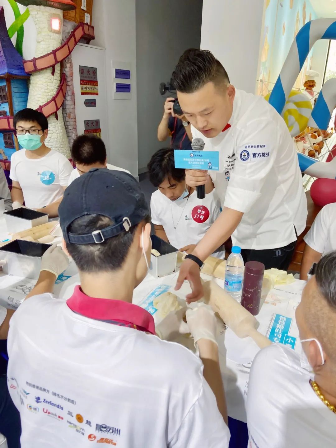 創吉尼斯世界紀錄——賽思達隧道爐助力爸爸糖完成挑戰! 創吉尼斯世界紀錄——賽思達隧道爐助力爸爸糖完成挑戰!