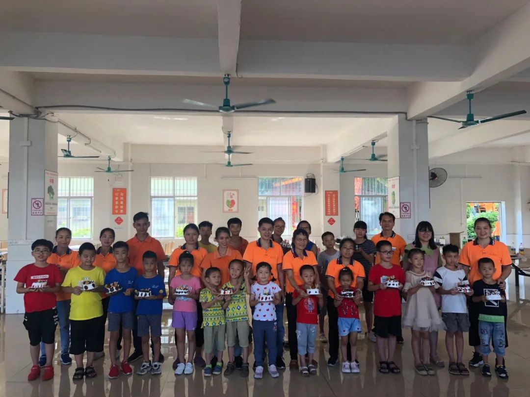 成長的喜悅,我們共同分享 成長的喜悅,我們共同分享